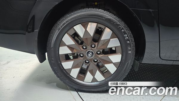Hyundai Staria 2024, фото 5