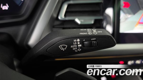 Audi Q4 e-tron 2022, фото 29