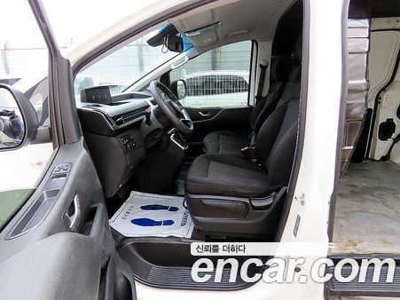 Hyundai Staria 2022, фото 5
