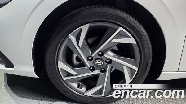 Hyundai Elantra 2024, фото 5