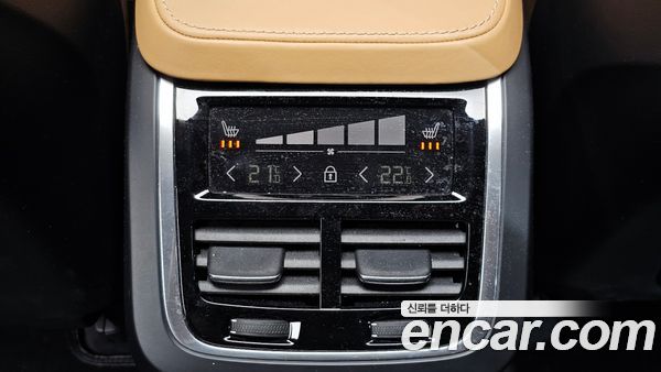 Volvo XC90 2020, фото 29