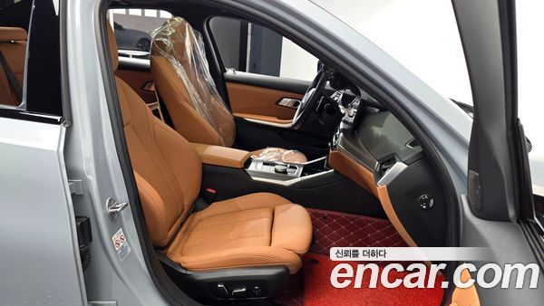 BMW 3 Series 2024, фото 16