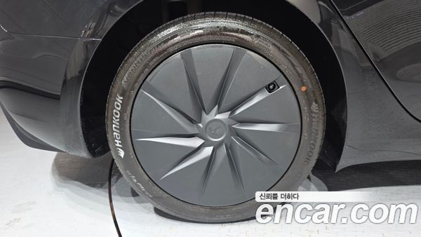 Tesla Model 3 2026, фото 5