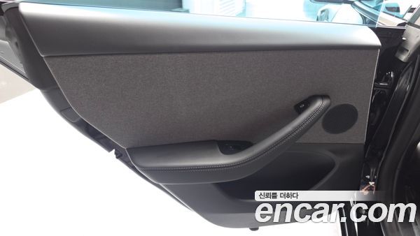 Tesla Model 3 2026, фото 15