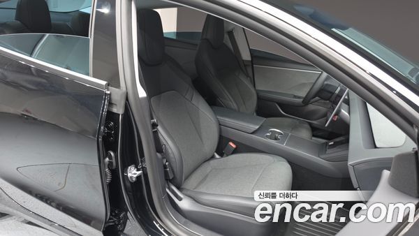 Tesla Model 3 2026, фото 16