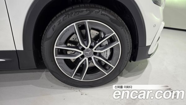 Mercedes-Benz GLB 2026, фото 5