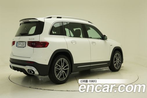 Mercedes-Benz GLB 2026, фото 2