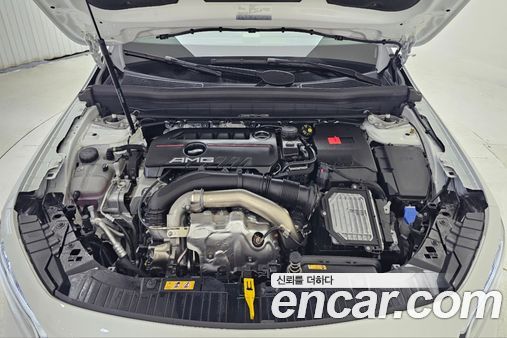Mercedes-Benz GLB 2026, фото 6