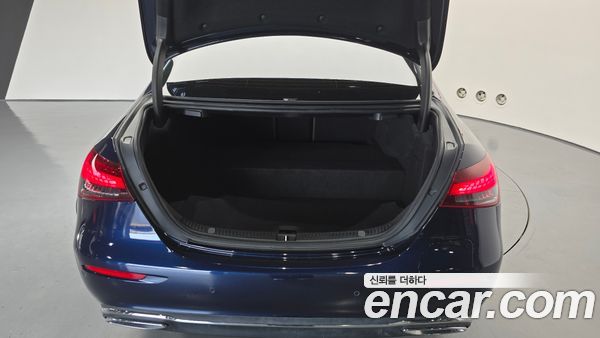 Mercedes-Benz E-Class 2022, фото 35