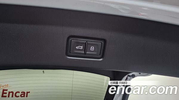 Audi Q4 e-tron 2025, фото 34
