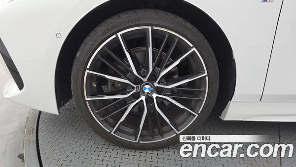 BMW 1 Series 2020, фото 5