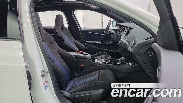 BMW 1 Series 2020, фото 16