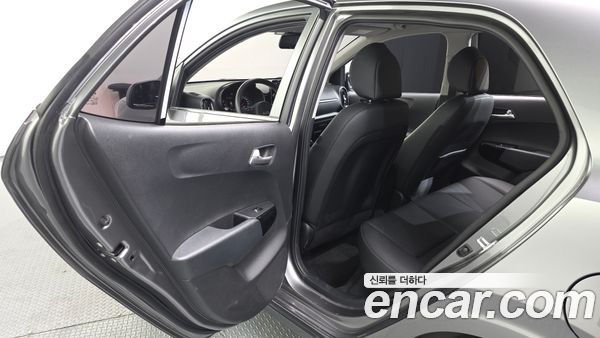 Kia Picanto 2023, фото 16