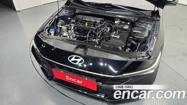 Hyundai Elantra 2025, фото 6