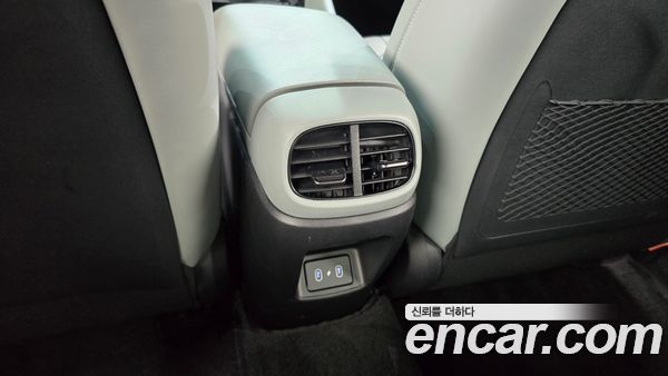 Hyundai Elantra 2025, фото 31