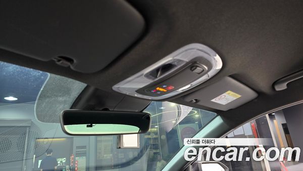 Hyundai Elantra 2025, фото 32