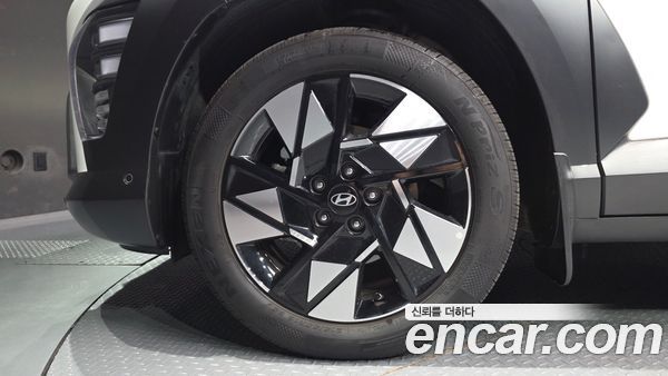 Hyundai Kona 2025, фото 5