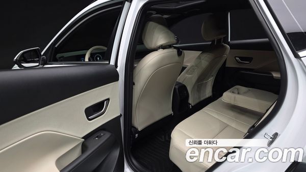 Hyundai Kona 2025, фото 12