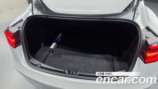 Tesla Model 3 2020, фото 28
