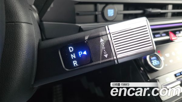 Hyundai Santa Fe 2024, фото 9