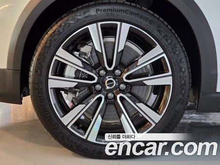 Volvo V60 2025, фото 5