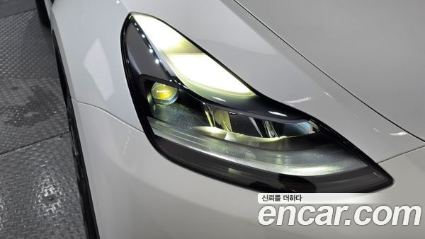 Tesla Model Y 2024, фото 7