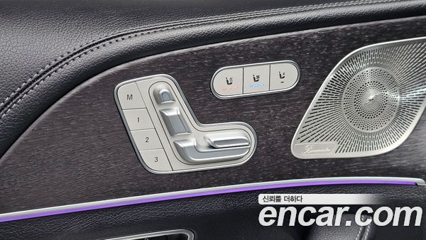 Mercedes-Benz GLS 2022, фото 30