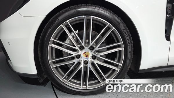 Porsche Panamera 2020, фото 5