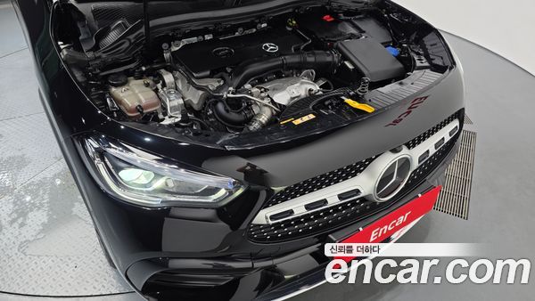 Mercedes-Benz GLA 2023, фото 6
