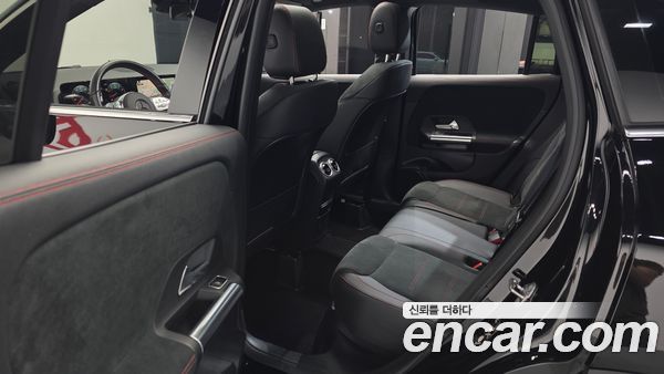 Mercedes-Benz GLA 2023, фото 16