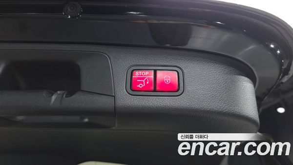 Mercedes-Benz GLA 2023, фото 30