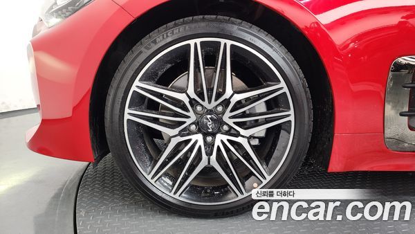 Kia Stinger 2023, фото 5