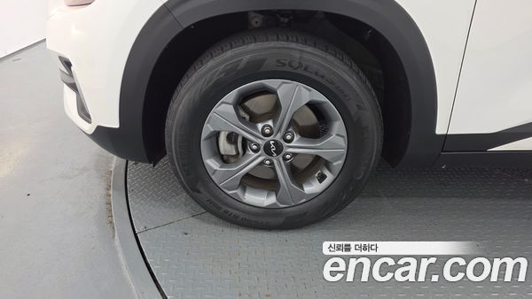 Kia Seltos 2023, фото 4