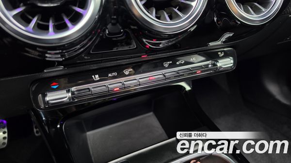 Mercedes-Benz CLA 2023, фото 29