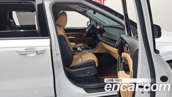 Kia Carnival 2021, фото 16