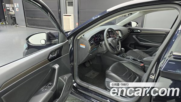 Volkswagen Jetta 2021, фото 10