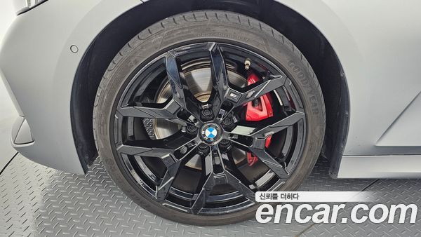 BMW 3 Series 2025, фото 4