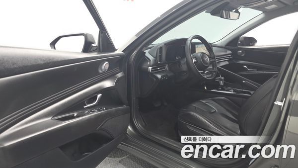Hyundai Elantra 2022, фото 13
