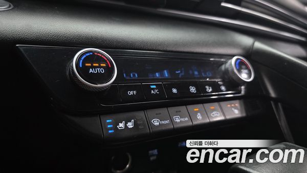 Hyundai Elantra 2022, фото 24
