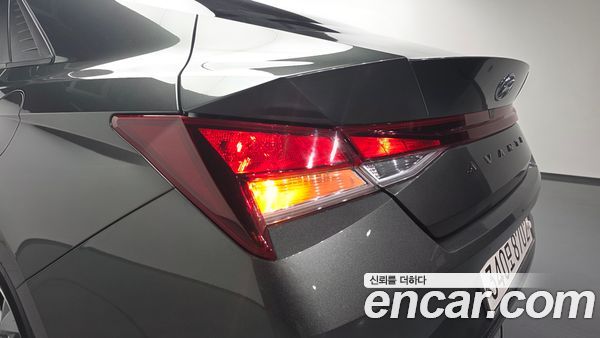 Hyundai Elantra 2022, фото 9