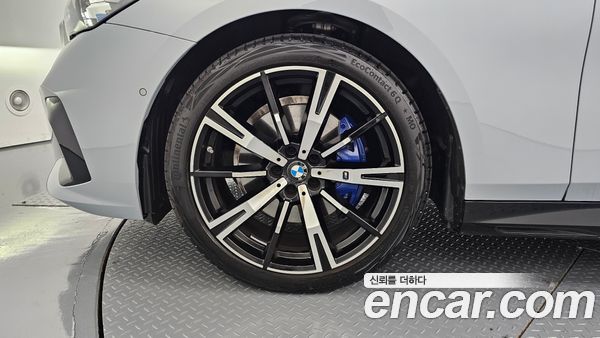 BMW 5 Series 2026, фото 5