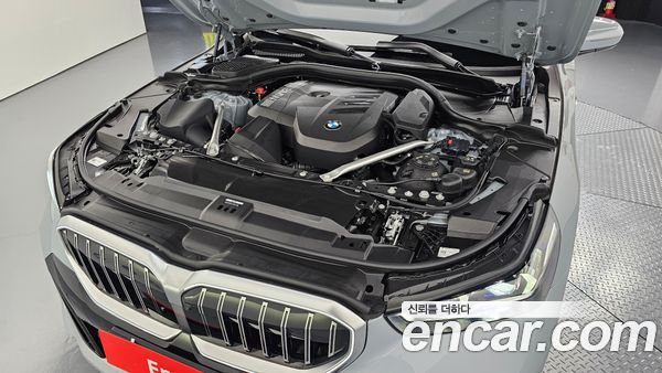 BMW 5 Series 2026, фото 6