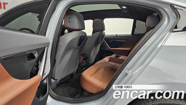 BMW 5 Series 2026, фото 18
