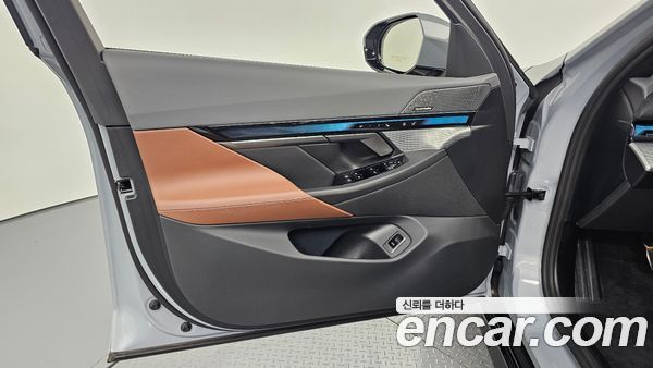 BMW 5 Series 2026, фото 14
