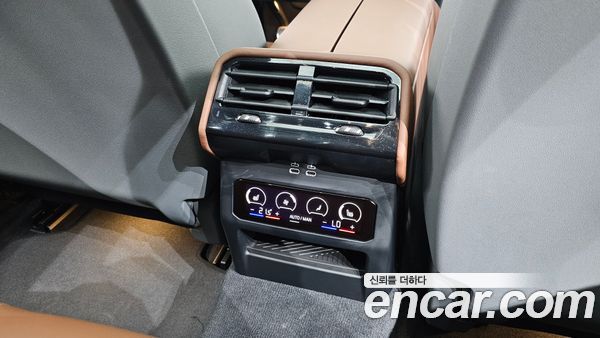 BMW 5 Series 2026, фото 31