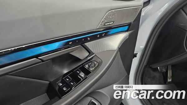 BMW 5 Series 2026, фото 35