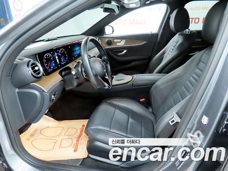 Mercedes-Benz E-Class 2021, фото 10