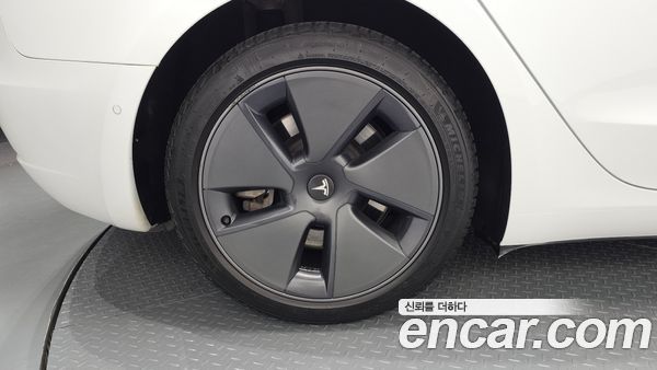 Tesla Model 3 2022, фото 5