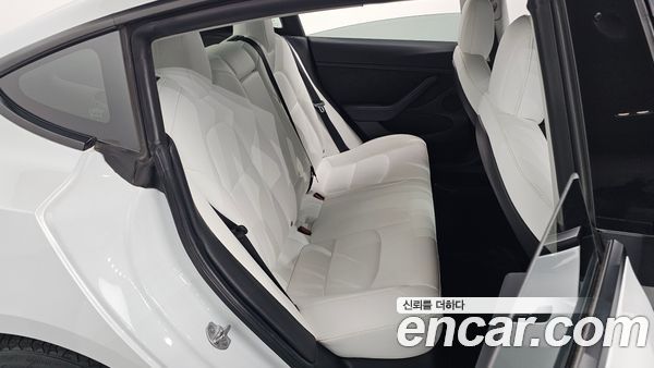 Tesla Model 3 2022, фото 11