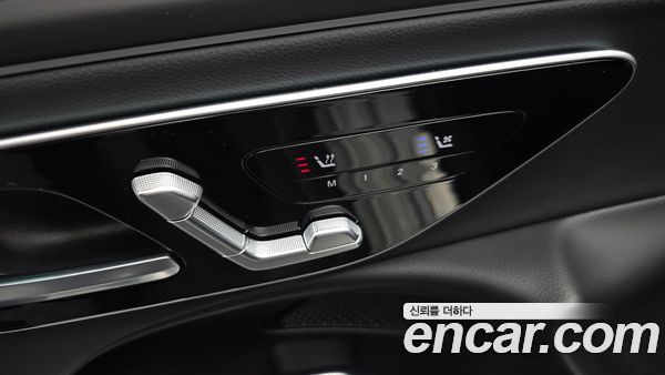 Mercedes-Benz E-Class 2024, фото 30